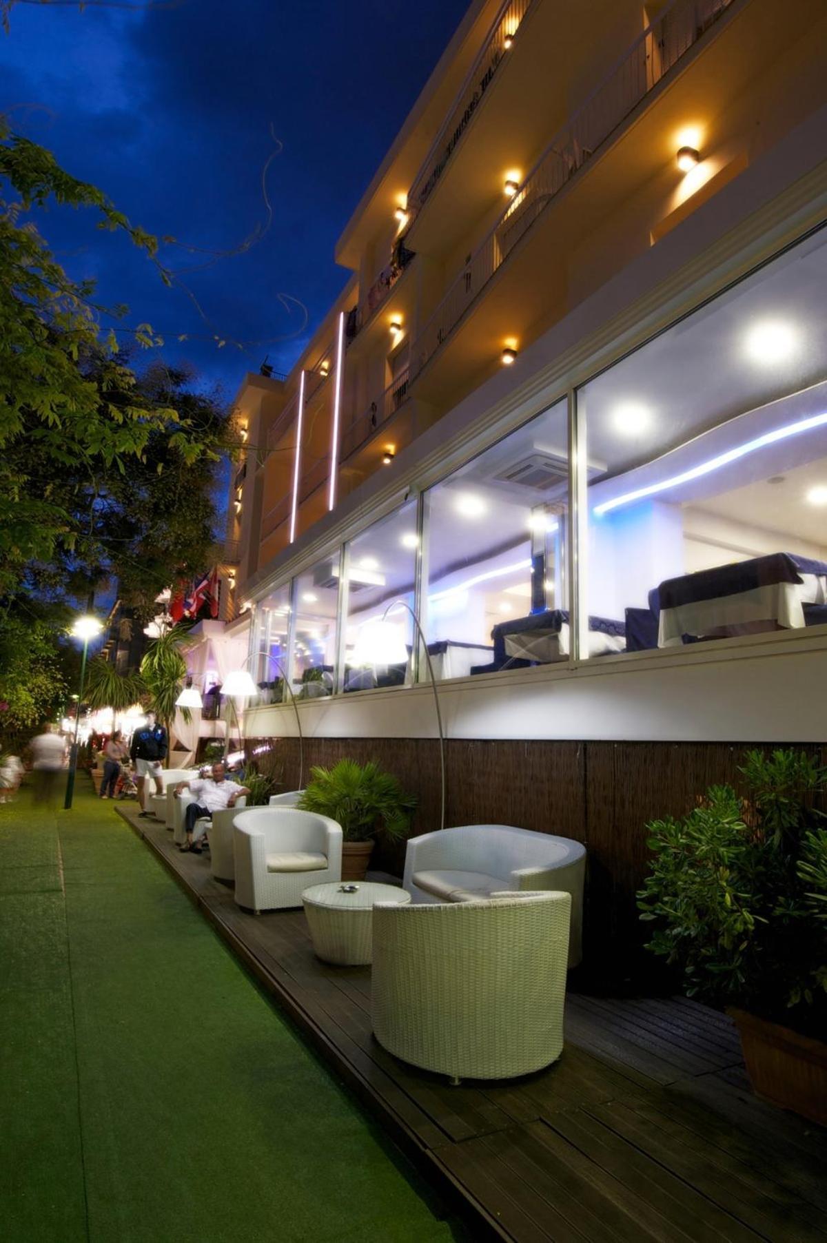 Hotel Lido Cattolica Exterior foto